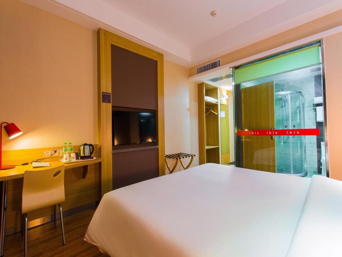Ibis Lanzhou Hi-Tech Dev Zone Hotell Exteriör bild